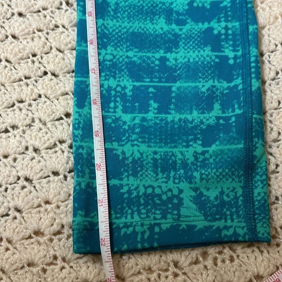 NIKE Women's 22" Epic Run Cropped Running Tights 825863 Green Blue Print Size S - Picture 3 of 11